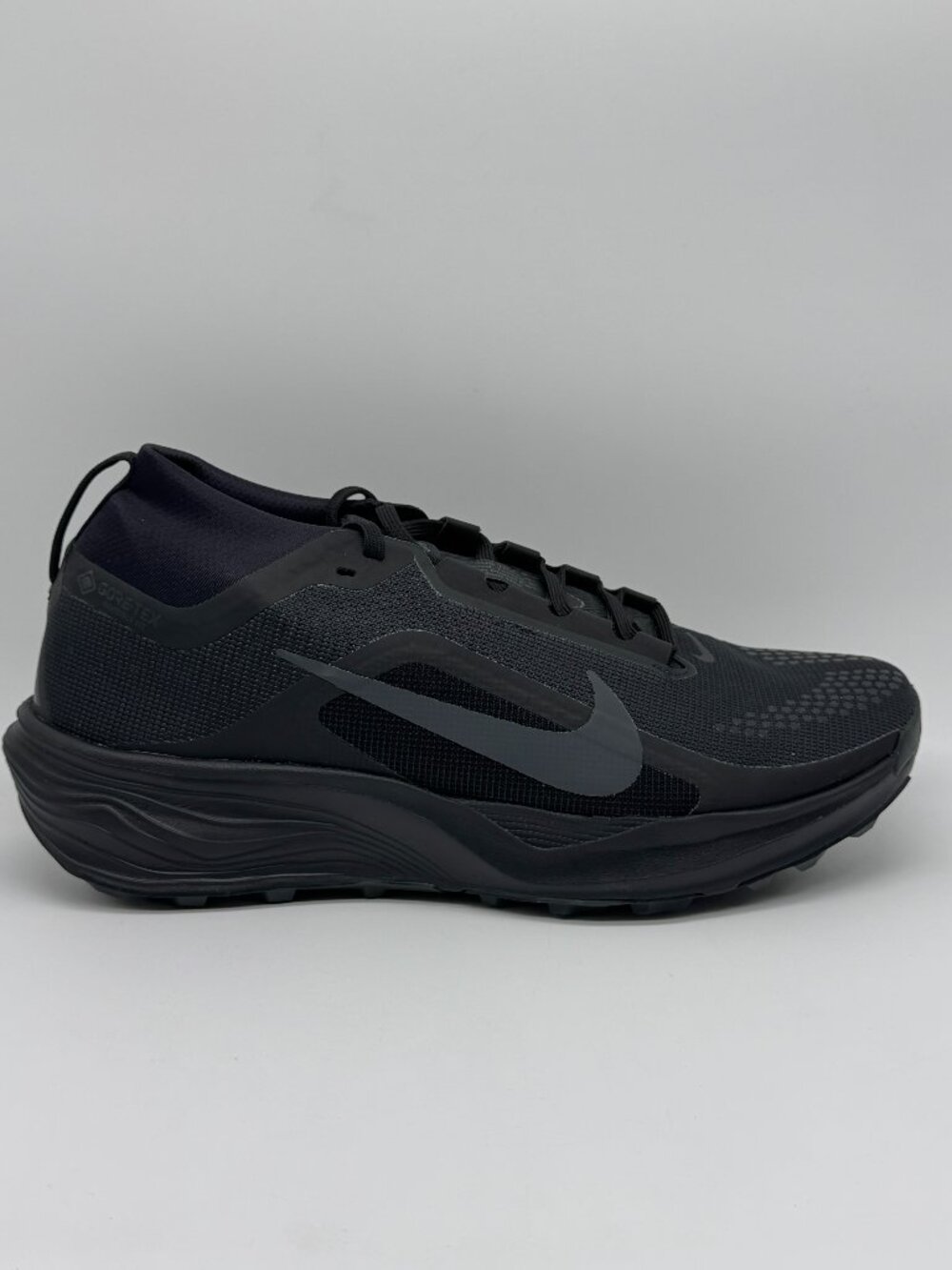 Nike ACG Mens Pegasus Trail GTX Black Shoes Sz 8.5 New Waterproof IQ1084-002